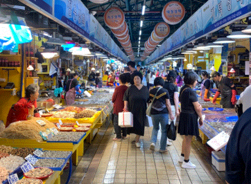 인천종합어시장 내부전경. 사진제공=인천시