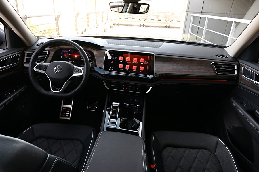 폭스바겐 아틀라스 R-라인. 사진: 김학수 기자