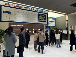 평일에도 찾아온 예비청약자들...'시흥거모지구 대방 엘리움' 오픈