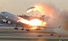 이륙하자마자 엔진 떨어져나가 '펑'…승무원 모두 숨진 美화물기 폭발 사고