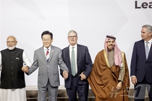 [속보] 李대통령, G20 계기 인도·브라질 대통령과 정상 회동