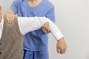 온열·언어치료 등 5개 '관리급여' 후보에 올라