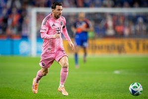 메시 1골 3도움 '미친 활약'…마이애미, 신시내티 꺾고 콘퍼런스 결승행