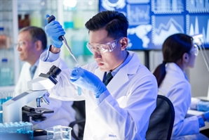 기술수출·실적으로 입증…새내기도 시총 '1조클럽'