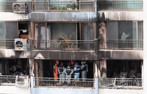 '신월동 아파트 화재' 70대 중실화 피의자 구속 면해