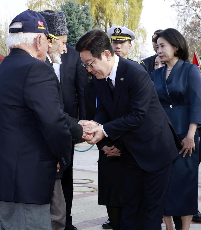 尹30% 추락, 李60% 상승…취임6개월 반대로 갈린 민심[송종호의 국정쏙쏙]