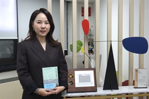 그놈 혀 깨물었다가 옥살이…"최말자씨, 힙하다" 법정 밖 변호사의 기록 [김수호의 리캐스트]