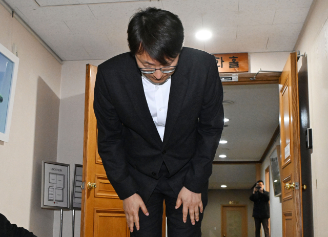 박대준 쿠팡 대표가 30일 정부서울청사에서 쿠팡 관련 긴급 관계부처 장관회의에서 공개 사과하고 있다. 공동취재