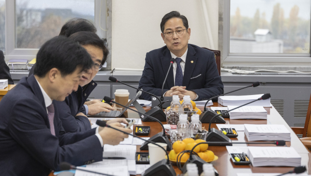 野 박수영 "반도체법에 '52시간 예외' 포함해 통과시켜야"