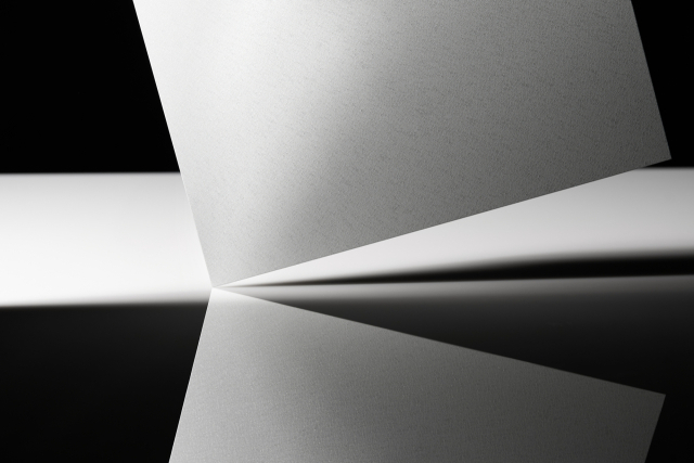 동국씨엠이 개발한 태양광용 초고반사 컬러강판 제품. 사진 제공=동국씨엠