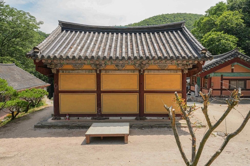 안성 청원사 대웅전의 뒷 모습. 사진 제공=국가유산청