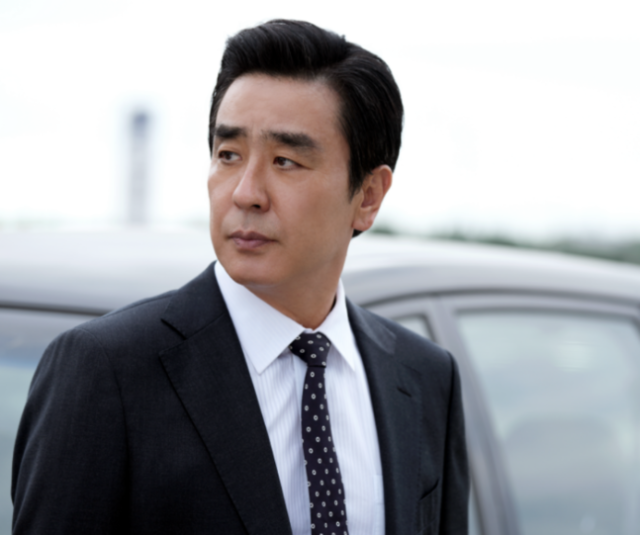 JTBC 드라마 '서울 자가에 대기업 다니는 김부장' 스틸. 사진=SLL, 드라마하우스, 바로엔터테인먼트