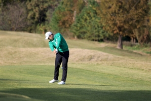 토핑은 없애고 견고한 콘택트를 보장하는 다운블로…함정우의 우드 샷 비결[생생 골프레슨]
