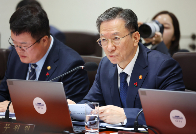 李대통령, 정성호 장관에게 "저 대신 맞느라 고생"