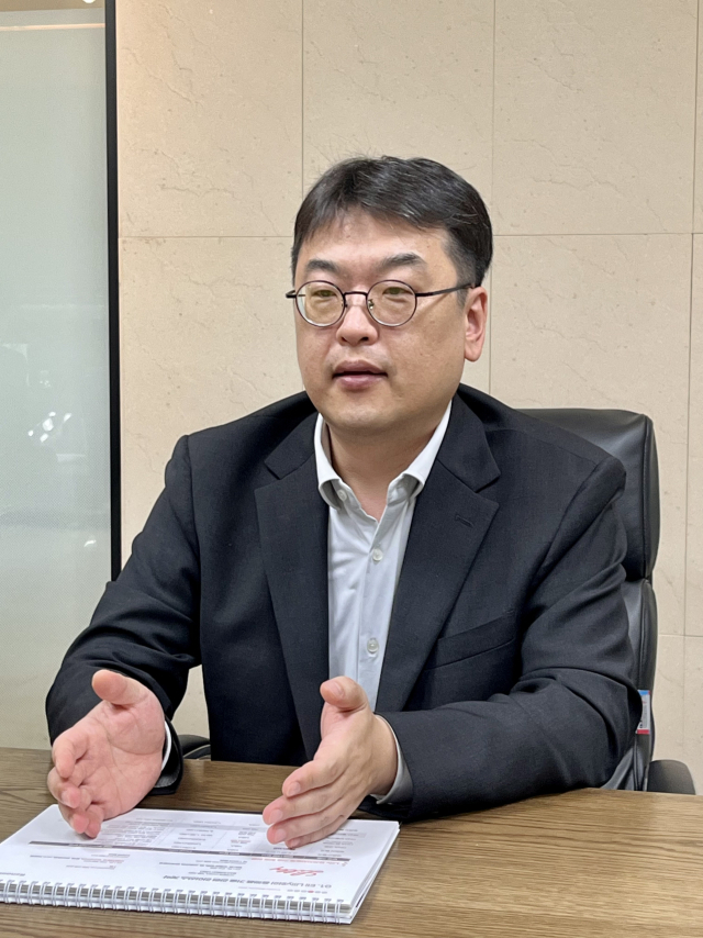 홍성우 알지노믹스 최고개발책임자(CDO) 부사장이 2일 서울 여의도에서 서울경제신문과 인터뷰하고 있다. 사진 제공=알지노믹스