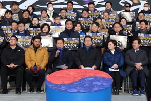 정청래, 秋 구속 기각에 "조희대가 내란전담재판부 필요성 입증"