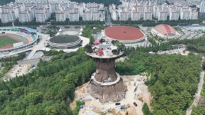 창원시 흉물 논란 '빅트리' 외형 개선 본격