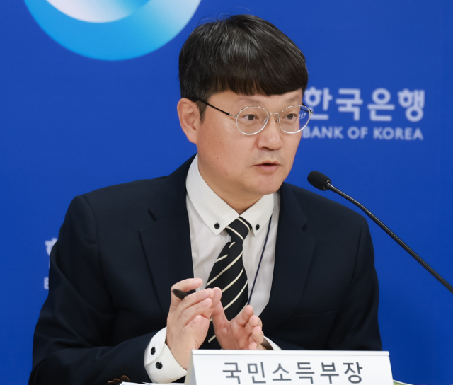 김화용 한국은행 국민소득부장이 3일 서울 중구 한국은행에서 열린 2025년 3분기 국민소득 기자설명회에서 발언하고 있다. 사진 제공=한은