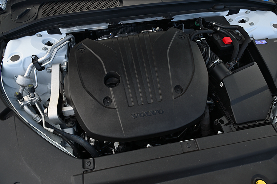 볼보 S90 B5 AWD 울트라. 사진: 김학수 기자