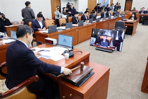 앙꼬 빠진 반도체특별법…'주52시간 예외' 빼고 상임위 통과