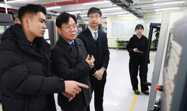 “뚜안 같은 비극, 반복 안돼”…노동부-법무부, 외국인 졸업생 취업제도 개선