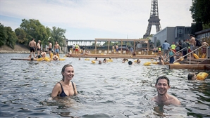 "똥물은 옛말" 너도나도 '풍덩' 하더니…세계 매력적인 여행지 1위 우뚝 선 '이곳'