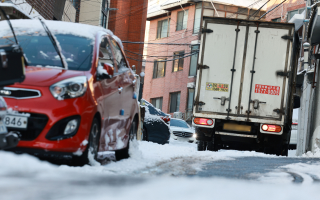 기습 폭설·한파에 보험사 긴급출동 2배 급증