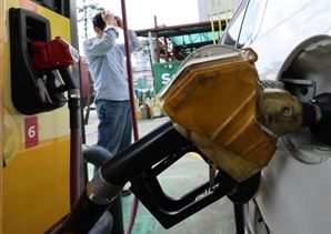 다음 주에 기름 넣을까?…"주유소 기름값 다음주 소폭 하락 전환 예상"