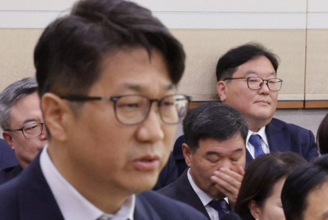 '쿠팡 무혐의 의혹' 엄희준 검사, 상설특검 첫날 '무고' 수사요청