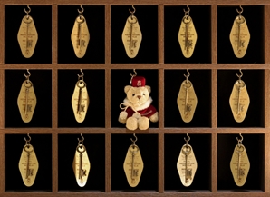 지금 아니면 못 산다…호텔들이 던진 ‘연말 한정 굿즈’ 승부수