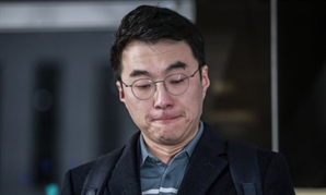 '책임진 김남국 칭찬받아 마땅'…편들고 나선 민주당 의원들