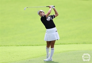 이동은 LPGA Q시리즈 파이널 2R 공동 2위