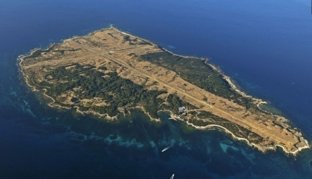 [만화경] 日 ‘불침항모’ 마게시마