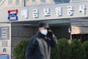 예보 차기 사장 후보에 李대통령 사시 동기 등 3명