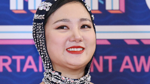 '갑질 의혹' 박나래 "오해 풀었다"더니…'특수상해' 등 혐의 입건됐다