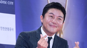 조세호, 조폭 연루설에 입 열었다…"지방 행사 다니며 만나"