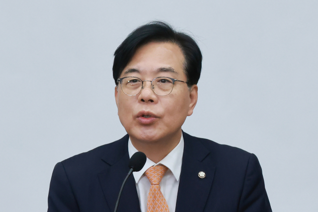 송언석 국민의힘 원내대표가 9일 국회에서 본회의를 앞두고 열린 의원총회에 참석해 발언하고 있다. 연합뉴스