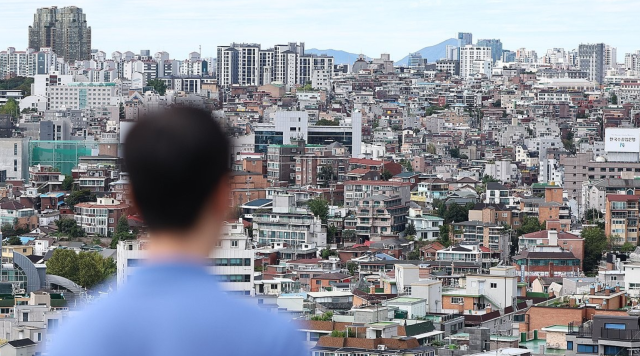 다가구 단독주택의 집계 방식을 실제 거주공간 단위로 바꾸니 다가구 주택수가 306만호 이상 늘어나는 것으로 나타났다. 연합뉴스