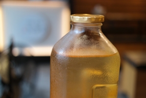 "냉장고에 있다면 빨리 버려라"…물 대신 마신 '이것', 건강에 안 좋다?