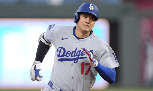 오타니, 3년 연속 AP통신 올해의 남자선수에