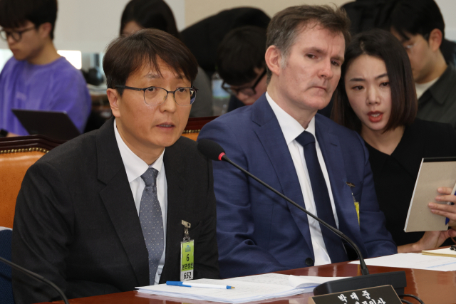 [단독] 쿠팡 이번엔 ‘면책조항' 공지 단축 논란…박대준 대표는 사임