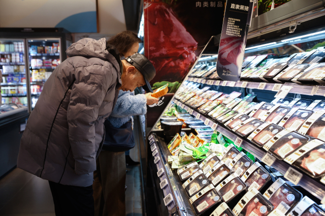 中 10월 CPI 0.7%, 두 달 연속 CPI 상승…32개월만에 최대치 기록