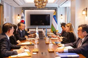 중앙亞 영토 넓히는 신한…우즈베크 ‘핵심 기지’로 키운다