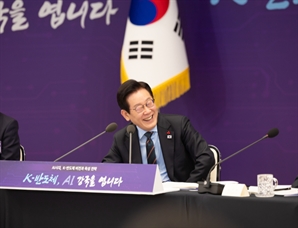 李대통령 지지율 62%…민주 44% 국힘 20% [NBS]