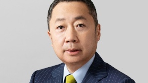 두산그룹, 군부대에 '사랑의 차' 전달