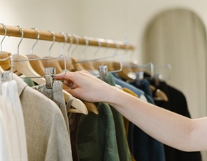 "100만 원 팔면 38만 원 떼 간다"…팔아도 남는 게 없는 백화점 '수수료' 보니